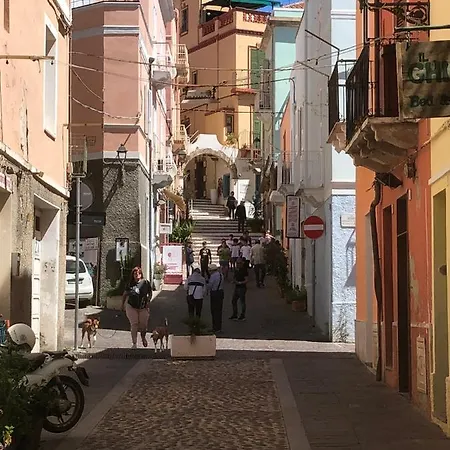 ヴィラ Luxury& Charme Vista Mare Sardinia House