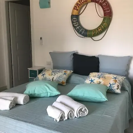 ヴィラ Luxury& Charme Vista Mare Sardinia House *
