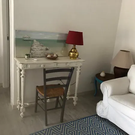 Luxury& Charme Vista Mare Sardinia House 칼로포테